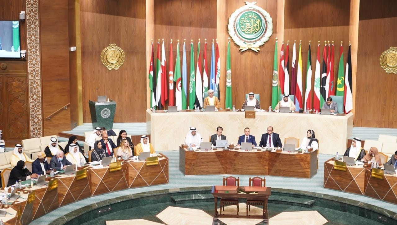 البرلمان العربي يثمن دور الملك في خدمة قضايا الأمة العربية