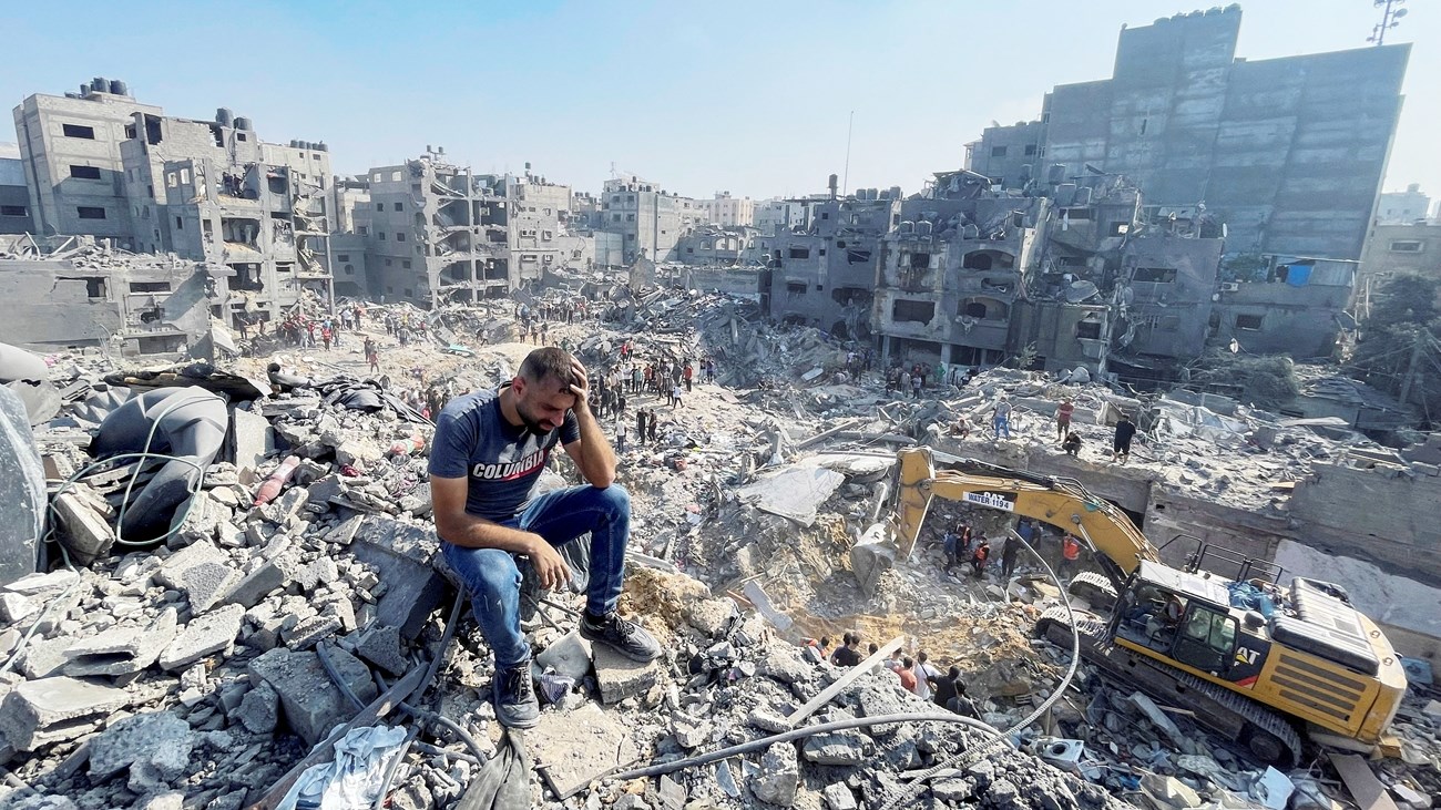 لليوم الـ 293 ..  ارتفاع عدد الشهداء وتواصل القصف على غزة