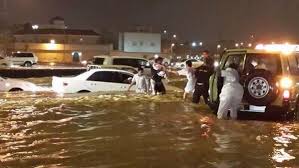  الأمطار تقتل 3 من عائلة واحدة  في السعودية