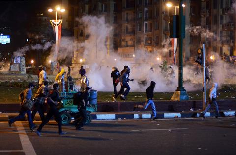 قتيل و31 مصابا حصيلة اشتباكات وسط القاهرة