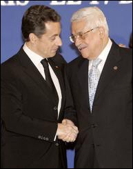 عباس يؤيد  تشكيل قوة دولية لمساعدة اجهزة الامن الفلسطينية